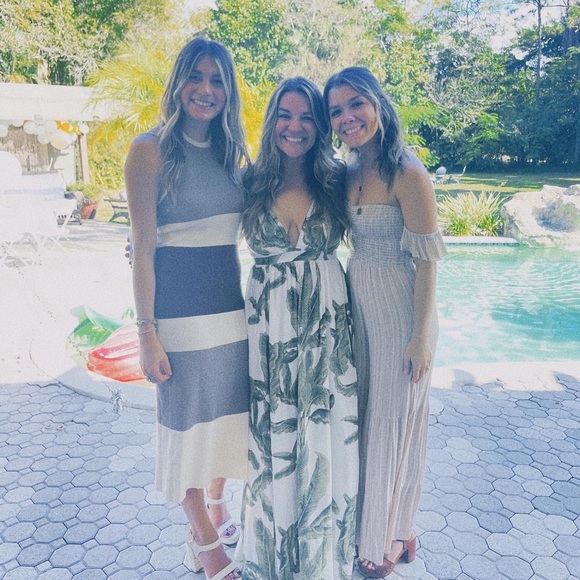 Halterneck Ribbed-Knit Midi Dress In Ivory/Dark Chocolate - Picture 3 of 4